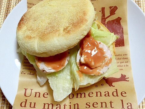 イングリッシュマフィンで！鶏ハムのマヨケチャサンド